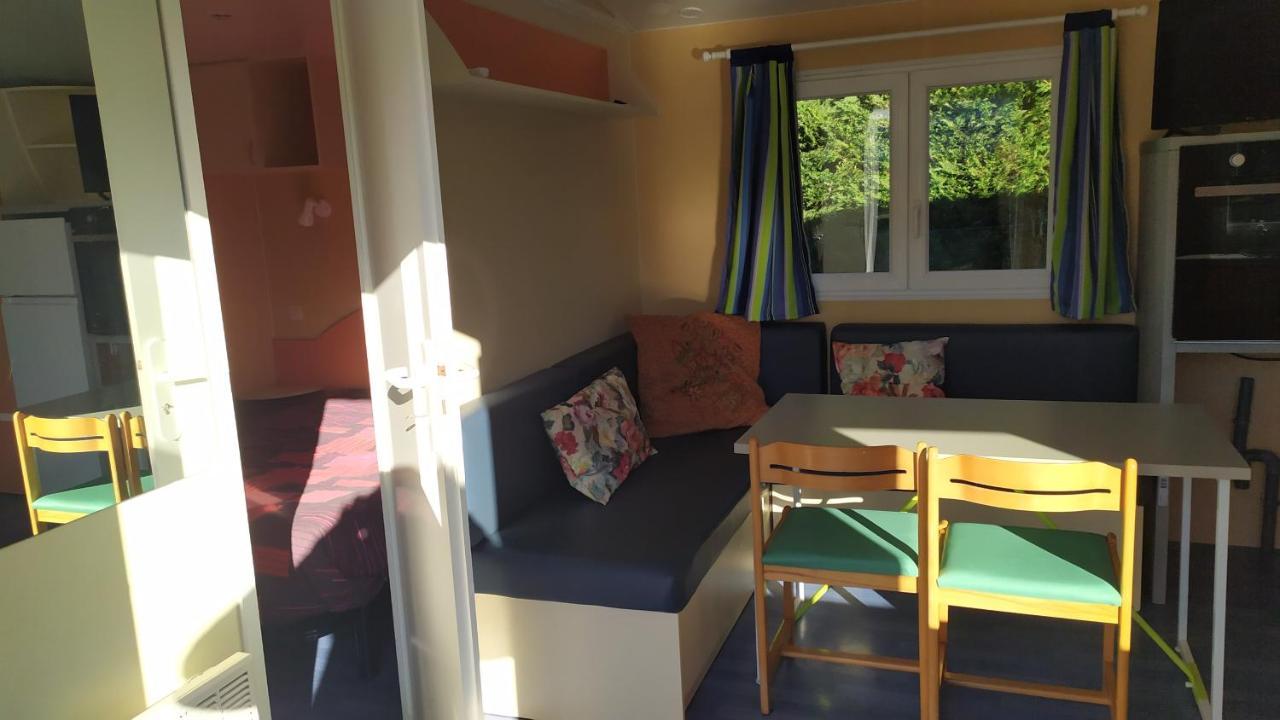Mobil-Home Du Lac De Фоа Екстериор снимка
